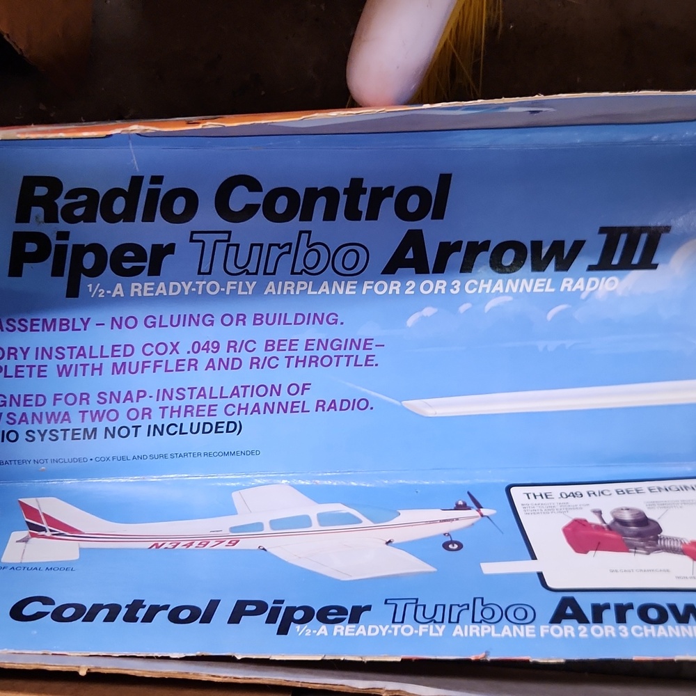 Cox Radio Control Piper Dakota Airplane Vintage, New In Box W Factory Engine. - Picture 6 of 8